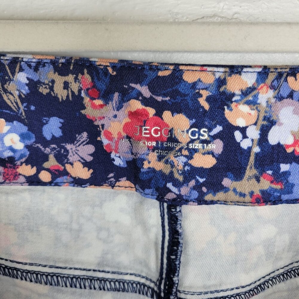 Chico's Women's Size 10 Jeans Tossed Petals Pull On Jegging - Picture 3 of 6